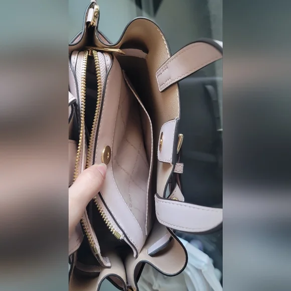 Emilia Small Pebbled Leather Satchel Michael Kors - Picture 7 of 9